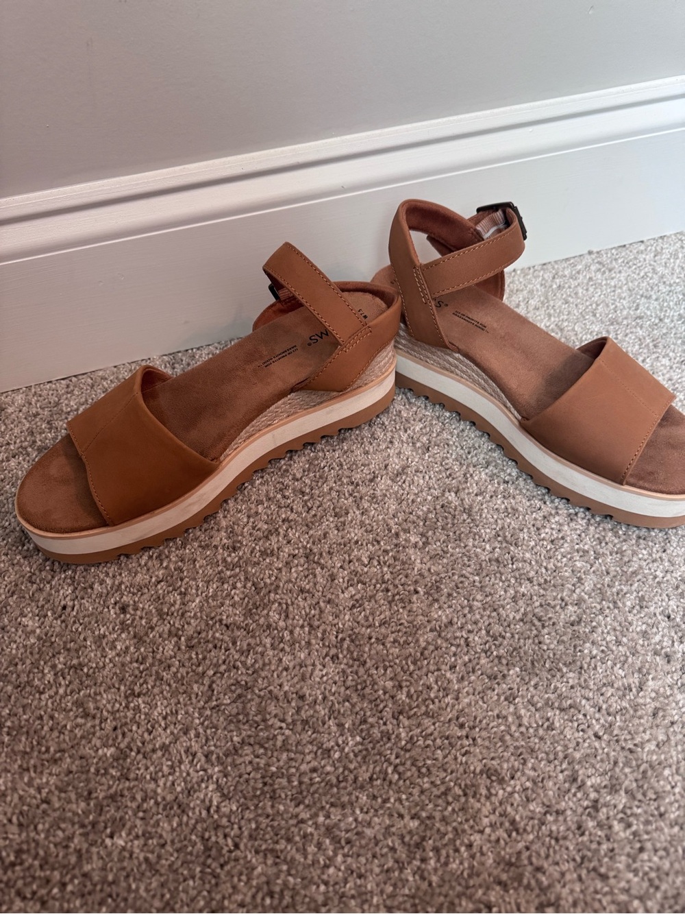 Tom's Diana Wedge Sandal - Picture 2 of 2